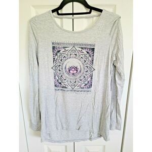 Gaia Yoga Women's Long Sleeve‎ Top Size Small Gray/Purple Low Cut Back Mandala